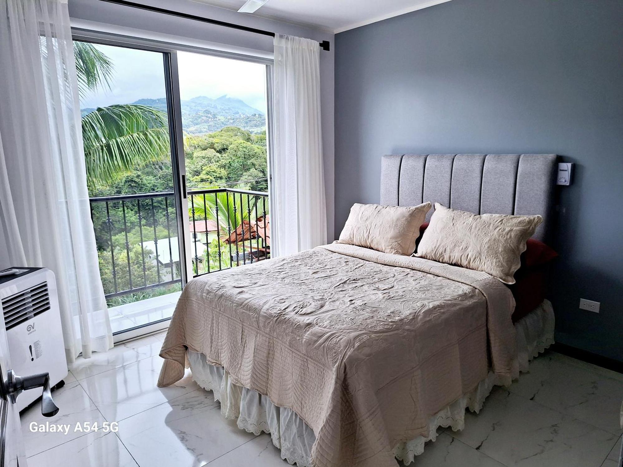 Auberge de jeunesse Vistas Del Sol-Casa Victoria à San Isidro De El General Extérieur photo
